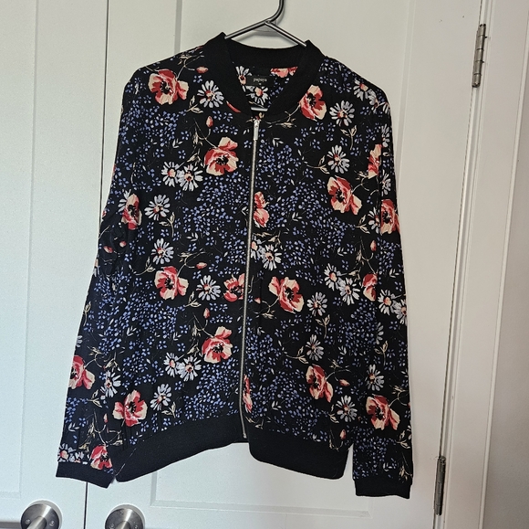 Floral lightweight bomber jacket - Picture 5 of 9